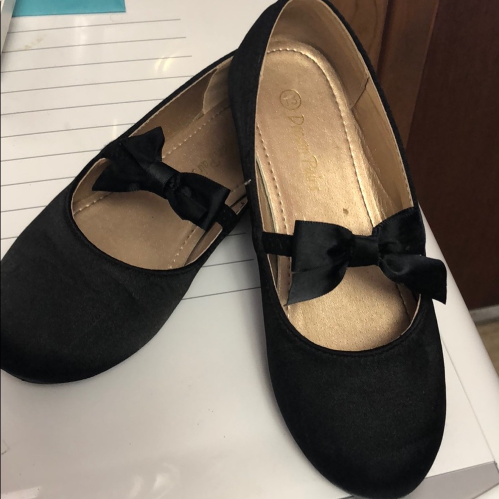 Little girl dream Pairs black dress shoes size 13